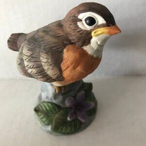 Andrea Sadek Baby Robin Porcelain Hand Painted Figurine #9604